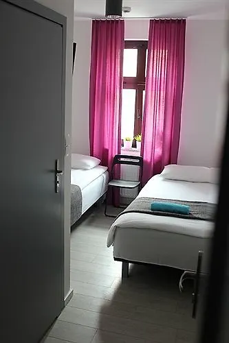 Soda Hostel & Apartments Poznan 0*,  Poland
